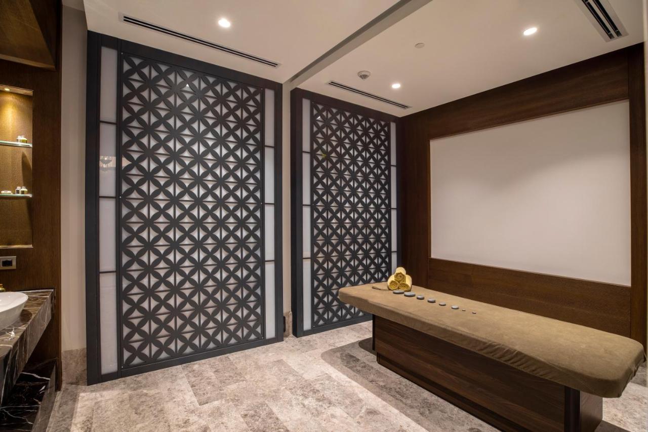 Wish More Hotel Sisli Istanbul Ngoại thất bức ảnh A treatment room at the spa