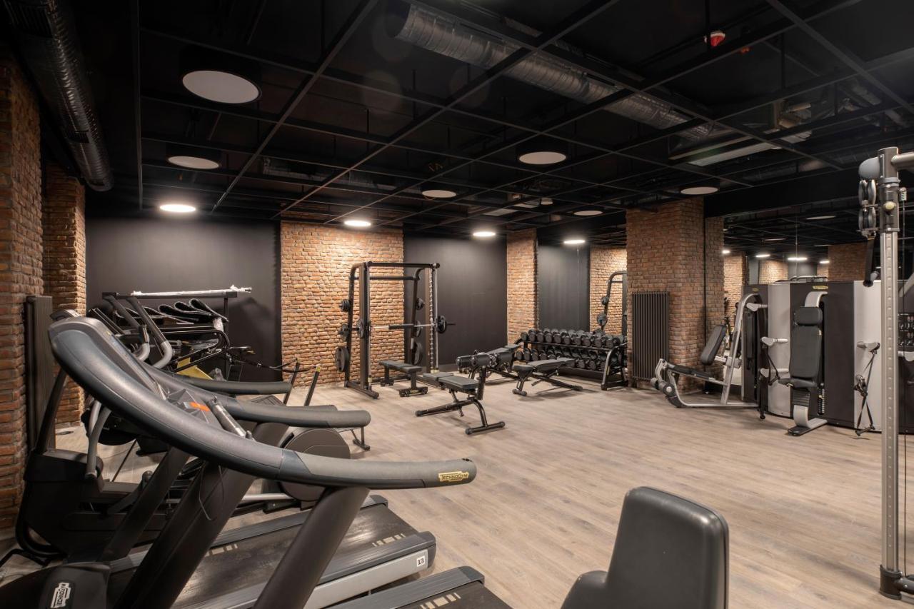 Wish More Hotel Sisli Istanbul Ngoại thất bức ảnh The gym at the 2018 complex