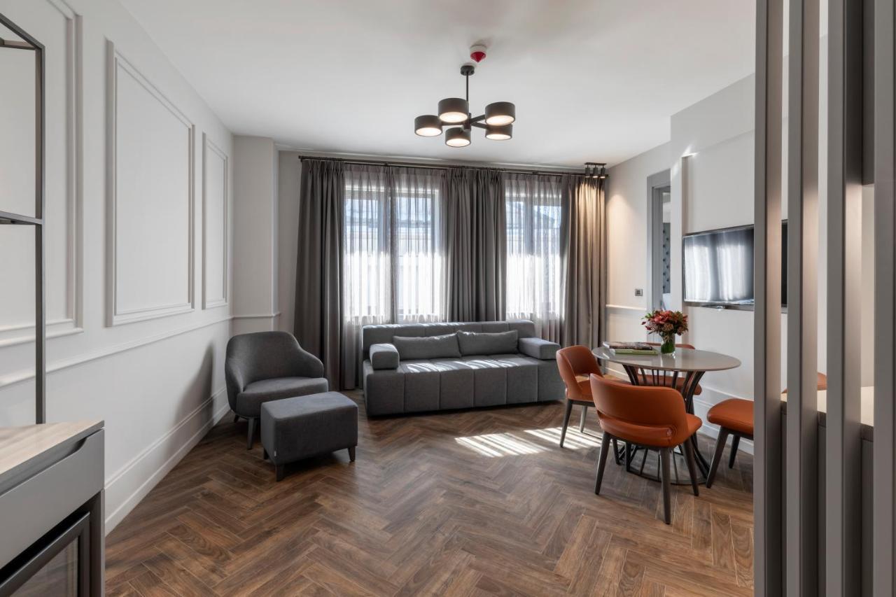 Wish More Hotel Sisli Istanbul Ngoại thất bức ảnh A typical apartment at the hotel