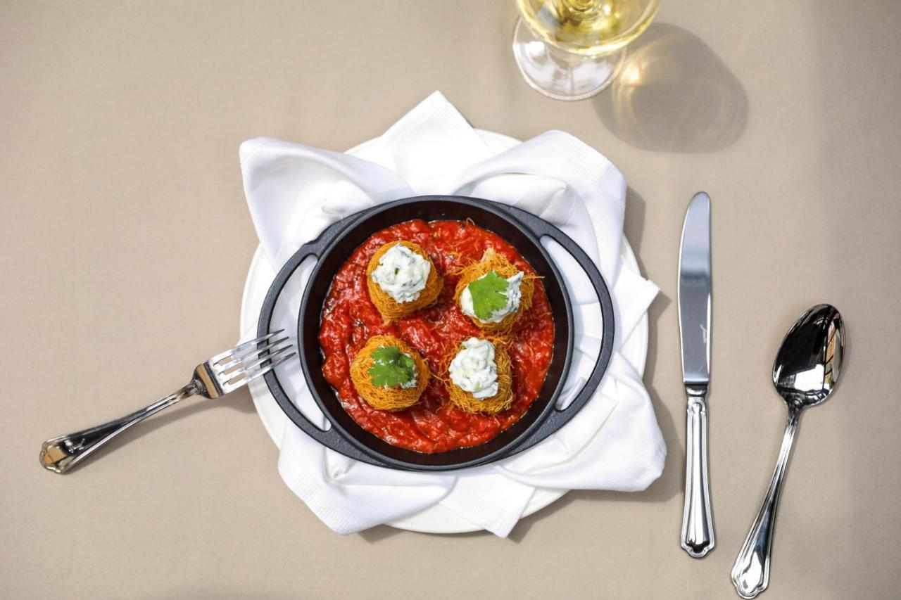 Wish More Hotel Sisli Istanbul Ngoại thất bức ảnh A pan of arancini