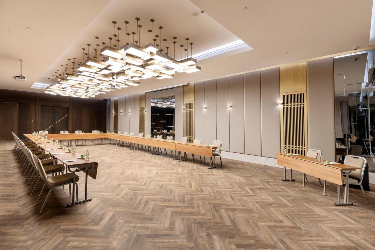 Wish More Hotel Sisli Istanbul Ngoại thất bức ảnh The meeting room of the European Economic and Social Committee
