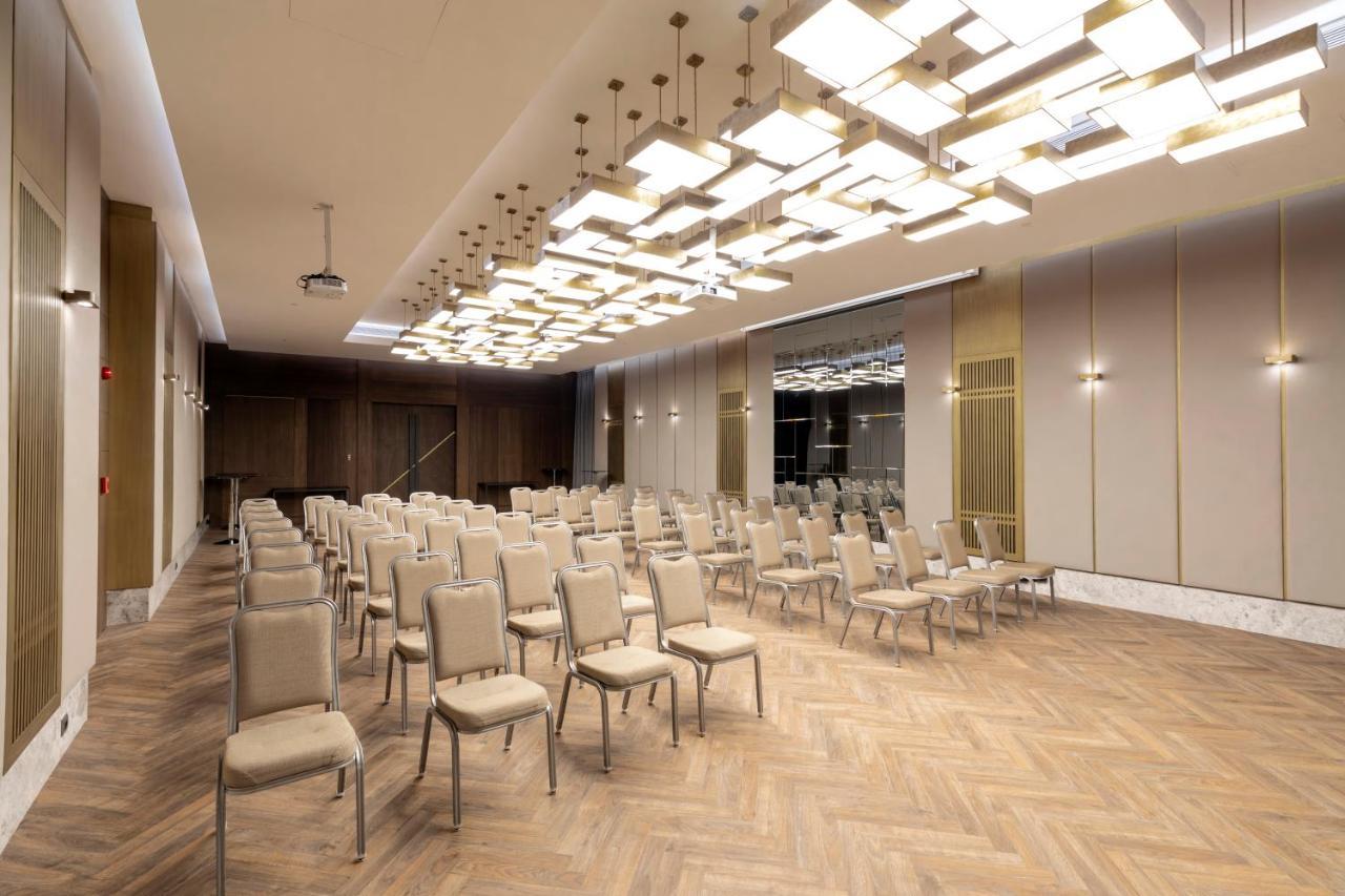 Wish More Hotel Sisli Istanbul Ngoại thất bức ảnh The interior of the conference hall